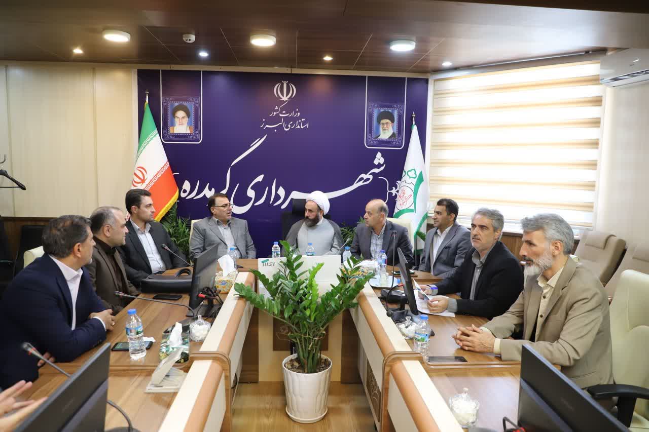 ضرورت ارتقا سرانه های آموزشی در شهر گرمدره