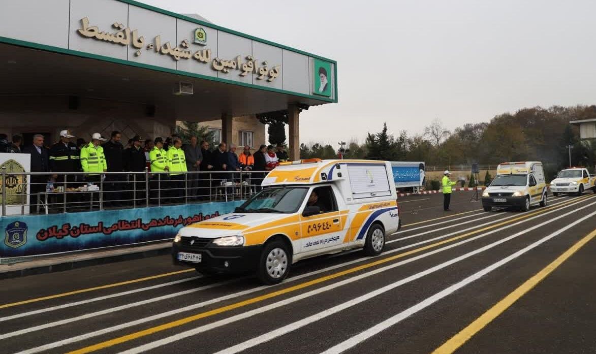 ۷۳ دستگاه خودروی ماشین آلات عمرانی عصر امروز پنجشنبه با حضور هادی حق شناس استاندار گیلان تحویل دهیاری‌های استان شد.