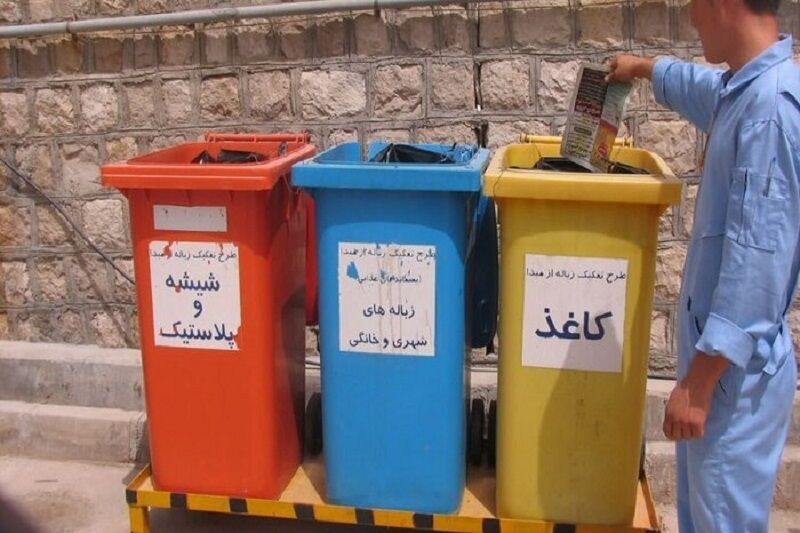 جایزه شهروندان ارومیه با تحویل ۳۰ کیلوگرم پسماند