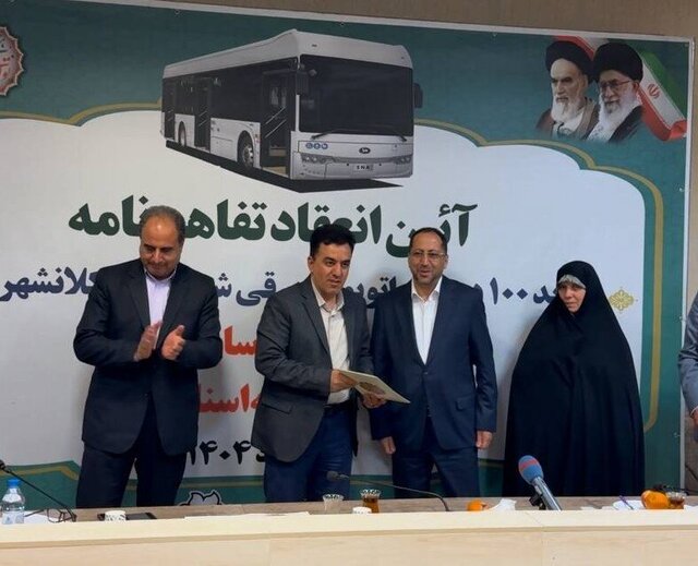 تبریز به‌سوی حمل‌ونقل پاک؛ تفاهم‌نامه خرید ۱۲۰ اتوبوس برقی امضا شد