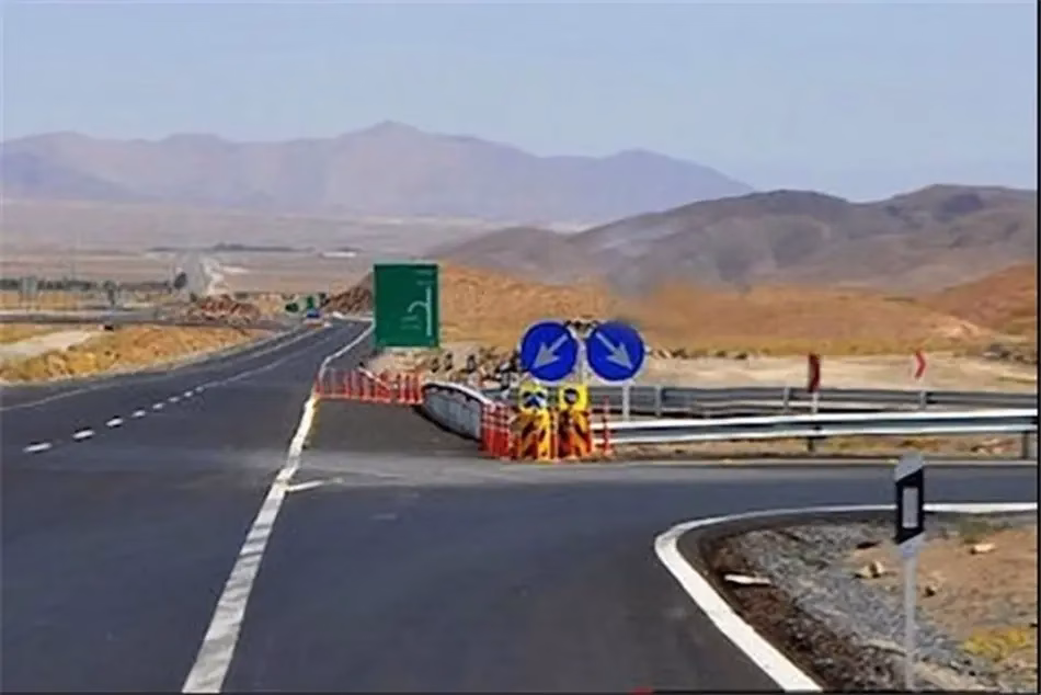 عملیات اجرایی زیرسازی و آسفالت