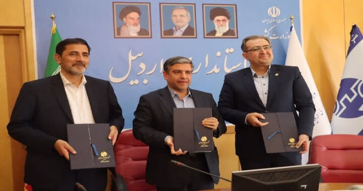 پیشگامی شهرداری اردبیل در الکترونیکی کردن مدارس