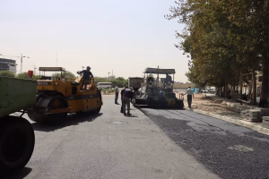 اجرای ۴۹۰ هزار مترمربع عملیات آسفالت در منطقه ۴