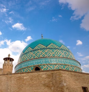 کهن‌ترین بنای مذهبی غرب کشور در مسیر جهانی شدن