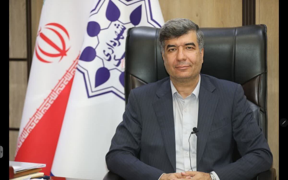 اجرا ۱۲۰ هزار مترمربع لکه‌گیری و روکش آسفالت در معابر سطح شهر آبیک