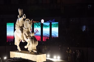 قرار گرفتن تندیس والرین در ورودی فرودگاه مهرآباد