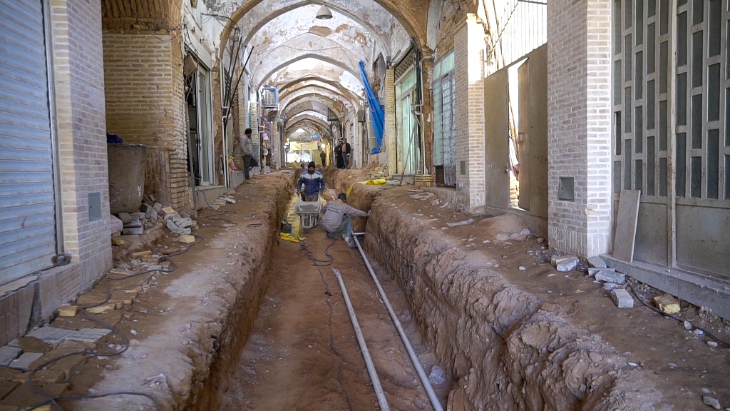 ساماندهی بازار تاریخی حضرت عباسی با رویکرد حفظ هویت میراثی یزد