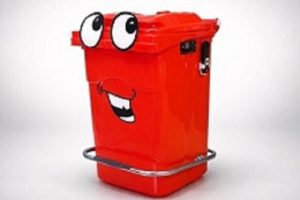 سطل زباله سخنگو گامی نوین در آموزش تفکیک پسماند در منطقه ۲ تهران