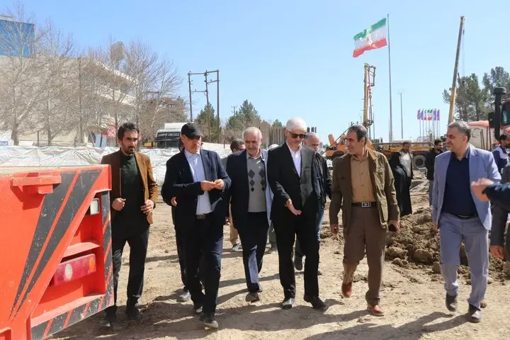 پل معلق بروجرد تا نوروز آماده بهره‌برداری می‌شود