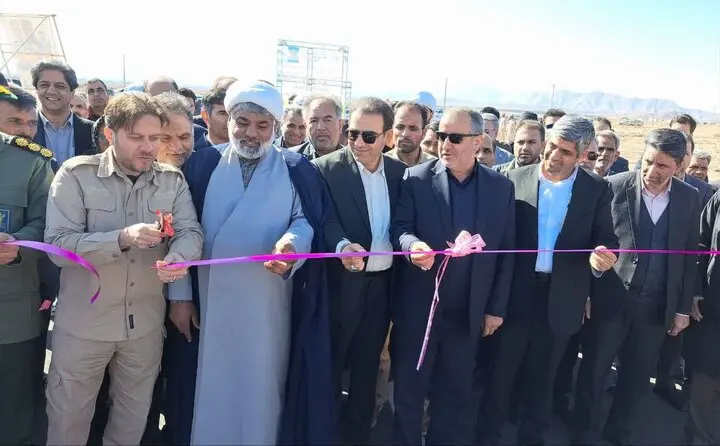 جاده بین مزارع شهرستان طبس به بهره‌برداری رسید