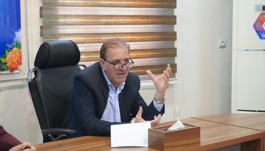 فرماندار رامهرمز بر حمایت از مشاغل خانگی رامهرمز تأکید کرد