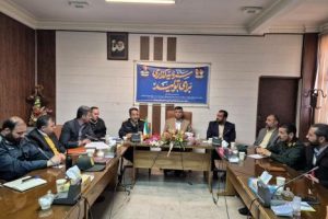 تأکید فرماندار بر تقویت قرارگاه انتظامی بوئین زهرا