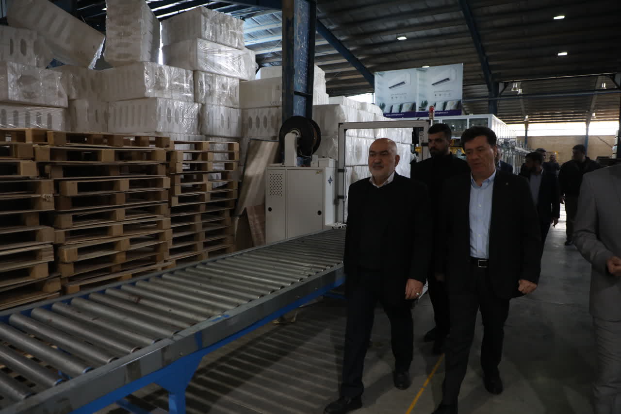 حرکت خوزستان به سمت خودکفایی در تولید قطعات کولر گازی با تقویت واحدهای صنعتی دزفول