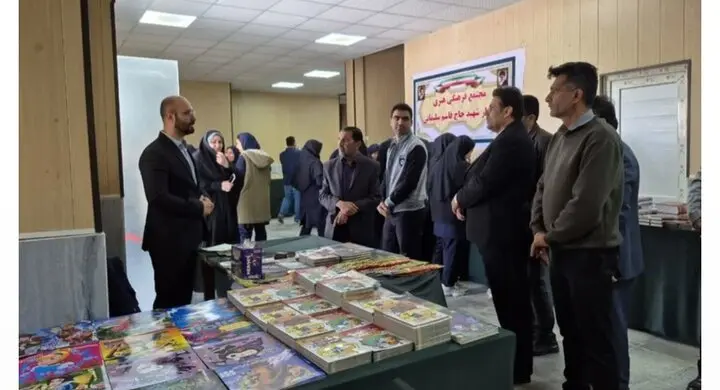 نمایشگاه بزرگ کتاب بندر امام حسن تا پایان هفته میزبان علاقه‌مندان است