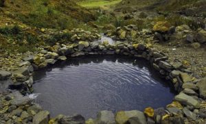 تحلیل و بررسی؛ از شعار تا عمل