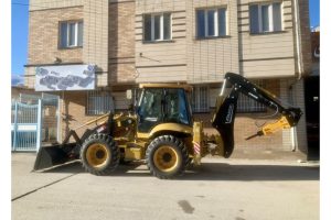 افزوده-شدن-یک-دستگاه-بکهو-لودر-جدید-به-ن
