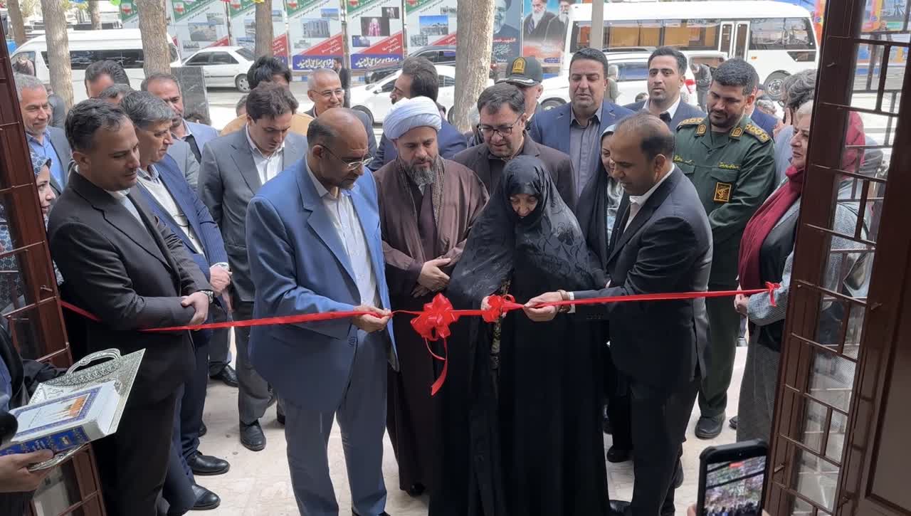 ساختمان-اجتماعات-رضوان-آرامستان-شه