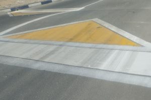 اجراخط کشی ترافیکی معبر ورودی نصیرشهر از وهن آباد