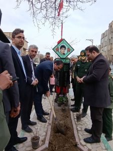 مناسبت فرا رسیدن دهه مبارک فجر انقلاب اسلامی و در راستای ترویج فرهنگ ایثار و شهادت، آیین بهره‌برداری از المان و تمثال شهدای والامقام شهر فامنین