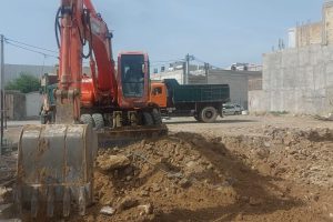 عملیات ساخت پارکینگ طبقاتی در محدوده سایت تجاری گناوه