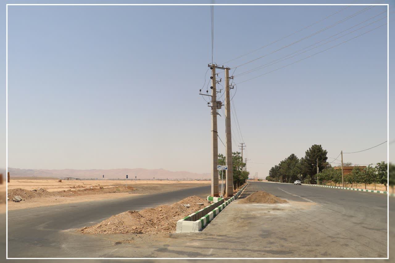پایان احداث لچکی ورودی اصلی بلوار امامزادگان