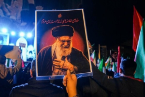 میزبانی از زائران خوزستانی؛ افتخار خادمان منطقه ۲۰ به عشق «شهید ایران»